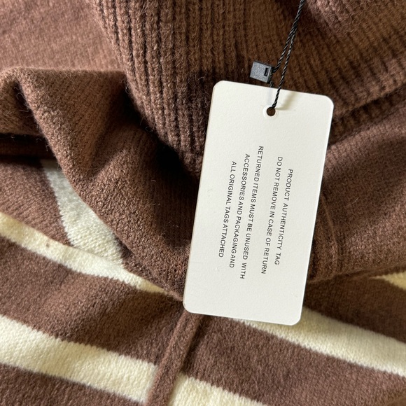 Line & Dot NWT brown super soft turtleneck sweater size small Revolve - Picture 10 of 13
